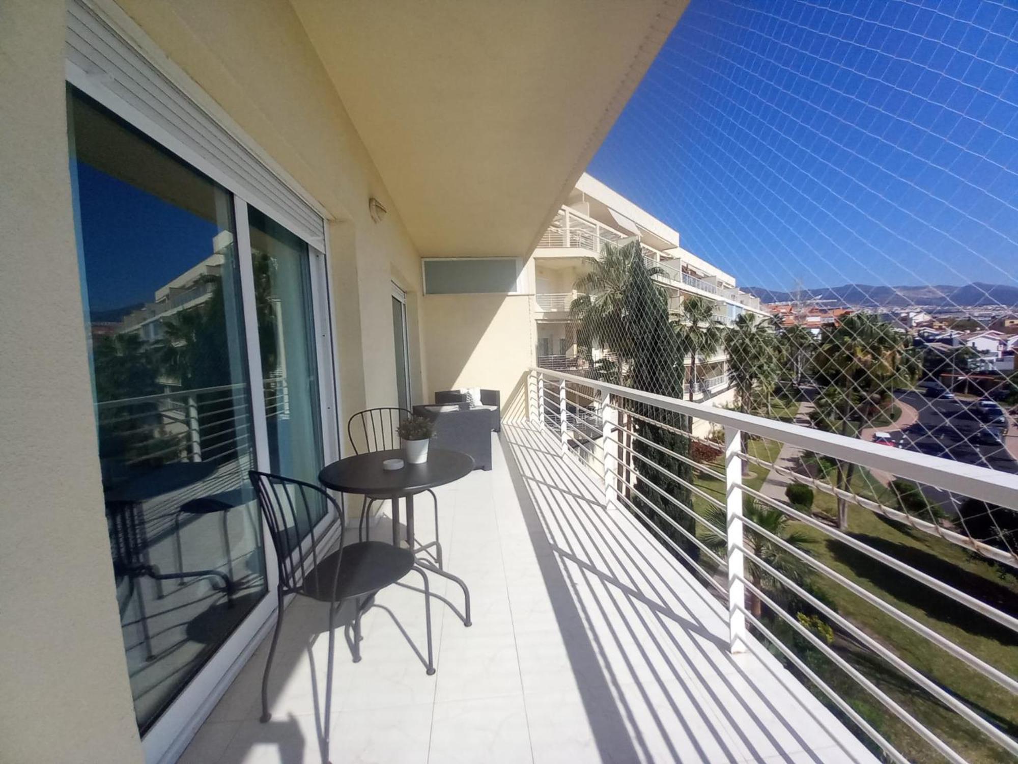 Amplio, Luminoso Y Moderno Apartamento Con Amplia Terraza Y Hermosas Vistas En Exclusiva Urbanizacion Benalmadena Ngoại thất bức ảnh